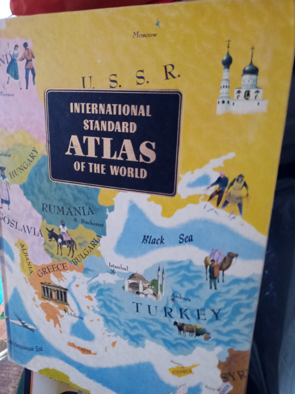 INTERNATIONAL ATLAS OF THE WORLD in Textbooks in Sarnia