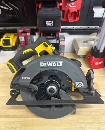 Dewalt 60v Mas Flexvolt 7-1/4 Circular Saw, View more