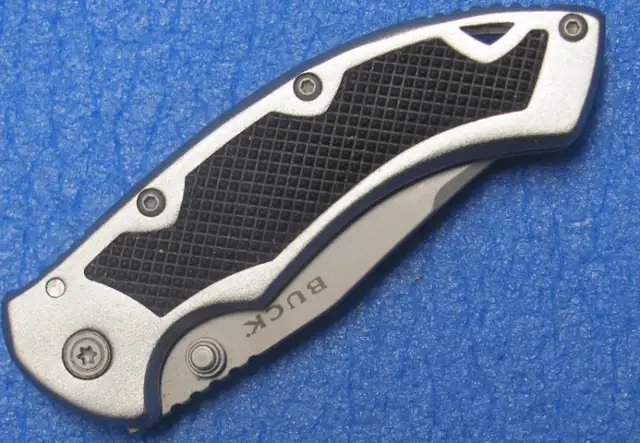 New BUCK MINI ICEMAN Folding Knife in Fishing, Camping & Outdoors in Muskoka - Image 5