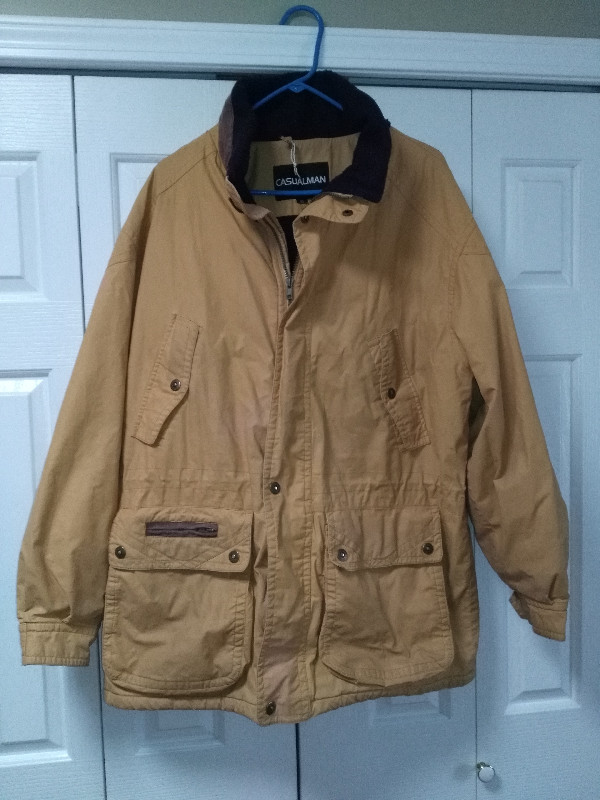 SUPER WARM Casualman Size 42 Men's Winter Jacket with Hood and L in Men's in Sunshine Coast