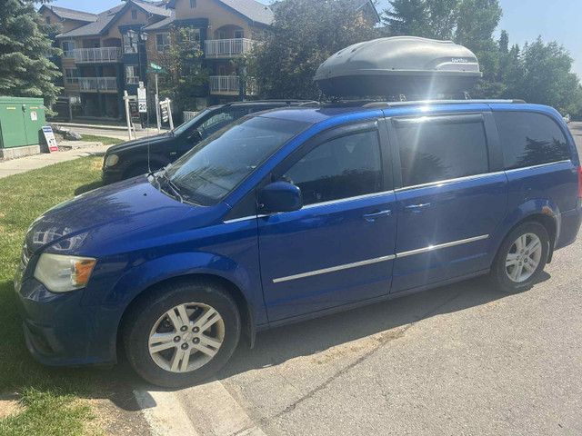 dodge grand caravan in Cars & Trucks in Calgary - Image 3