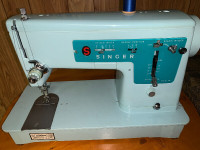 Singer 347 Sewing Machine Straight Stitch, Reverse, Zigzag