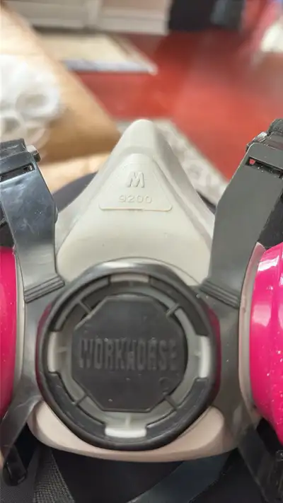 This is a Workhorse 9200 half face respirator, perfect for painting, construction, or other jobs wit...