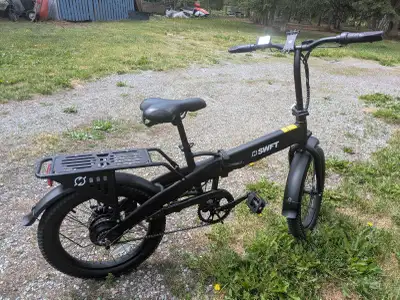 Foldable e-bike, excellent condition , View more