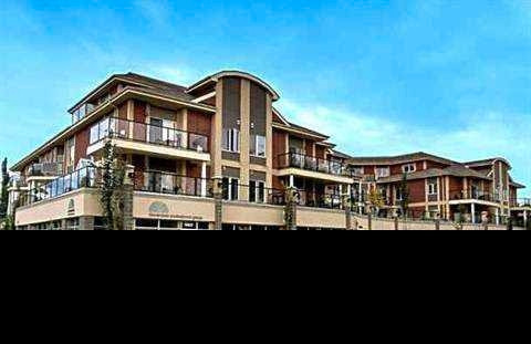 ••  Downtown River valley • Turnkey Furnished Executive Condo •• in Short Term Rentals in Edmonton