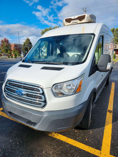 2018 ford transit t-250 with cooler