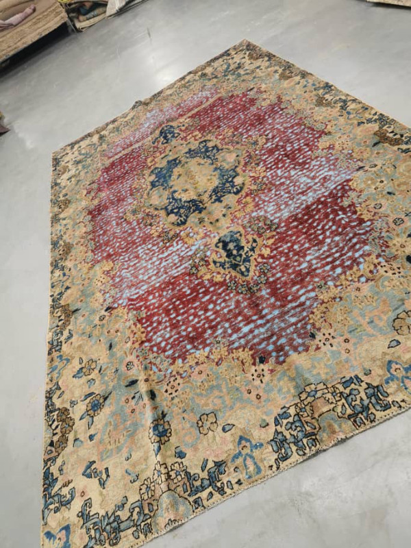 New Persian Vintage Rug in Rugs, Carpets & Runners in Mississauga / Peel Region - Image 4