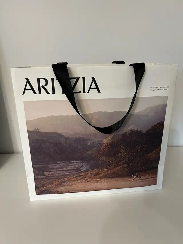 Sweatpants TNA in Women's - Bottoms in Mississauga / Peel Region - Image 7