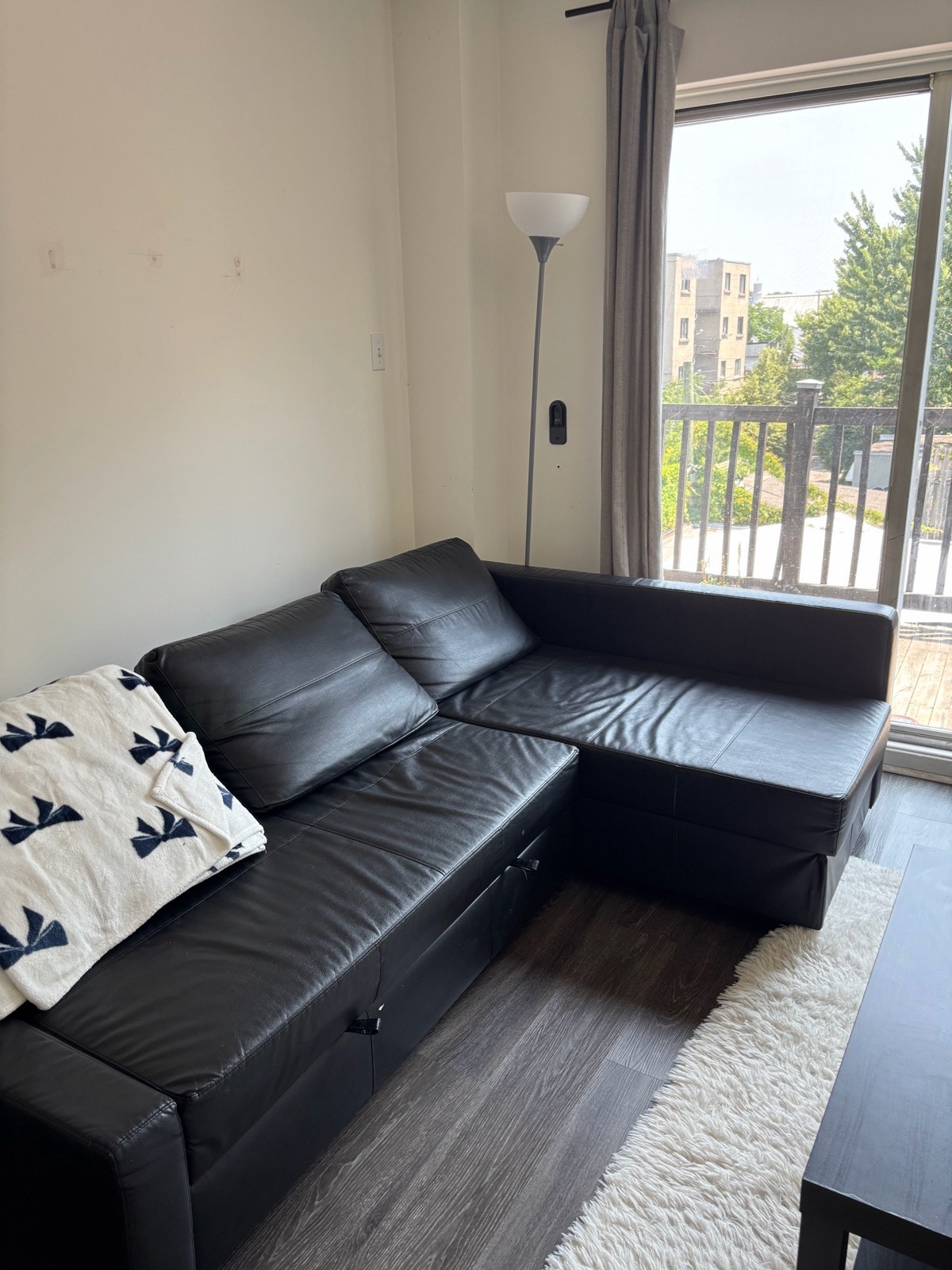 1124 Avenue du Mont-Royal E — photo 1