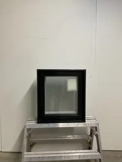 10679BH Fenêtre Battant HYBRIDE Noir Verre Givré 19 1/4 x 21 1/2, View more