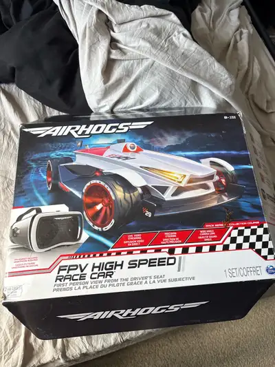 Works fine, got as a Christmas present a long time ago and I’m over it