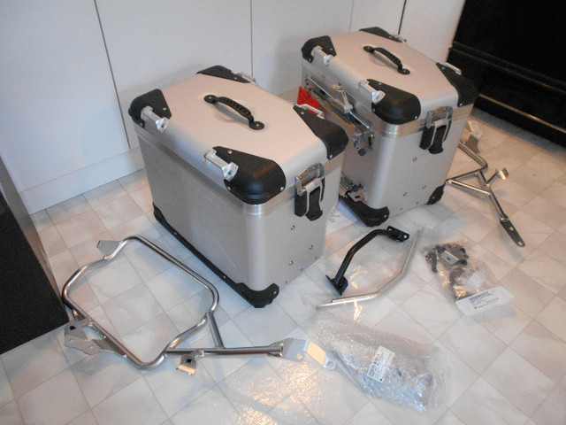 Ducati Performance Multistrada 1200 Enduro Aluminum Panniers in Motorcycle Parts & Accessories in Barrie - Image 3