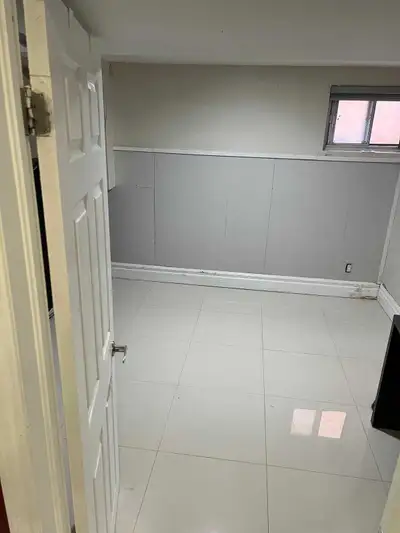 Room available to rent in basement .neat and clean basement . Perfect for 2 ppl Call or text on 437-...