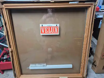 Velux + Flashing neuf jamais installer Valeur de 410.00 ́, View more