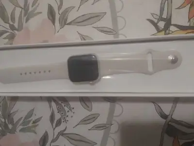 apple se watch brandnew, View more