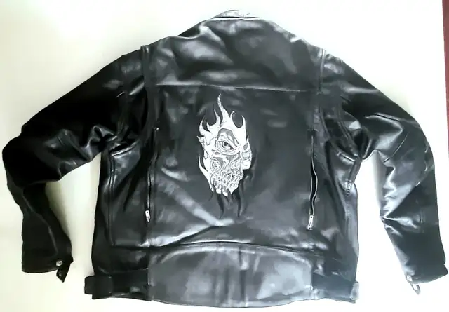 Mens XL Motorcycle Leather Jacket in Men's in Edmonton - Image 3