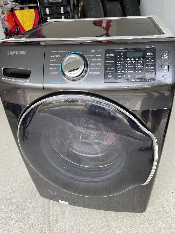 Samsung washing machine model WF45N6300AV/A5 Washers & Dryers London Kijiji