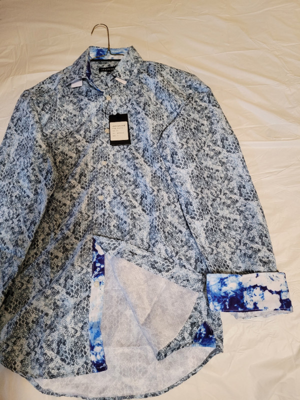 Men's Dress Shirt for Sale - $15 Tag still attached! in Multi-item in Mississauga / Peel Region - Image 3