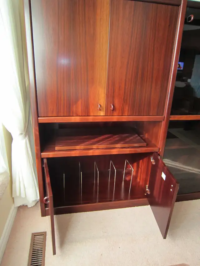 Wall Unit in TV Tables & Entertainment Units in City of Toronto - Image 5