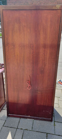 Wooden cabinets 5ftx2ft $40. 2x2ft$25.2541EGLINTON ave west 