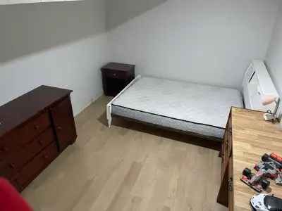 Room in the basement available for rent on May 1. Utilities and Internet included. It’s located on L...