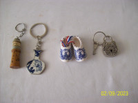 set of 4 different items #0616