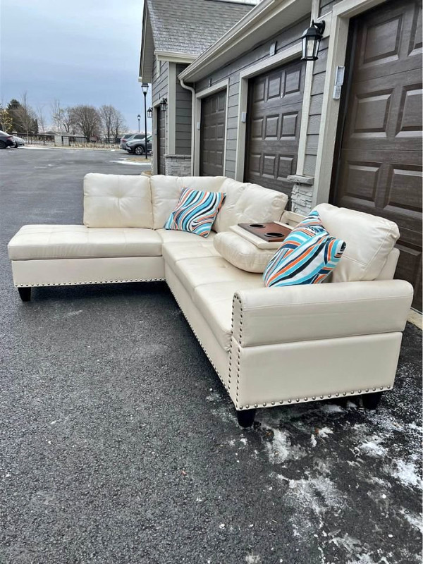 Leather White Sofa With Ottoman. in Couches & Futons in Oshawa / Durham Region