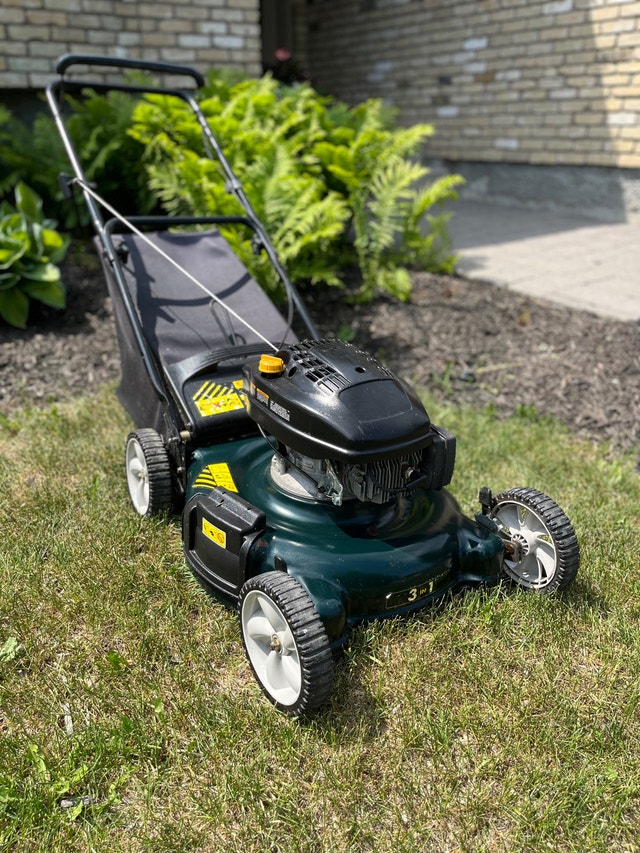 Yard Works 6.5 HP Lawnmower Lawnmowers & Leaf Blowers Winnipeg Kijiji