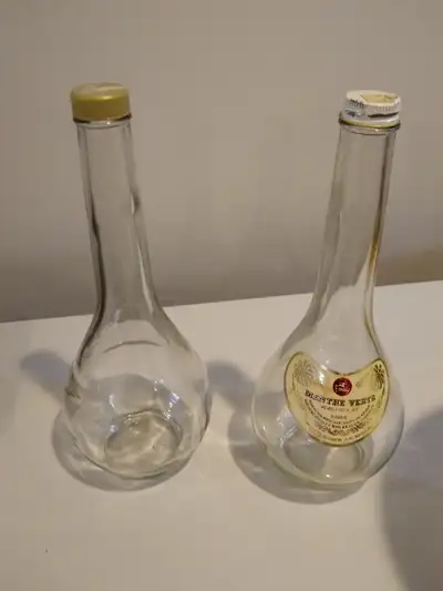 Bouteilles vintages, View more