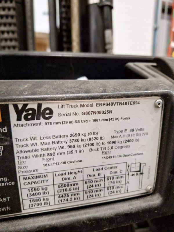 2015 Yale Forklift in Heavy Equipment in Terrace - Image 3