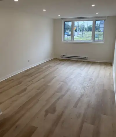 1 Bed 1 Bath House with separate entrance (ground floor)
