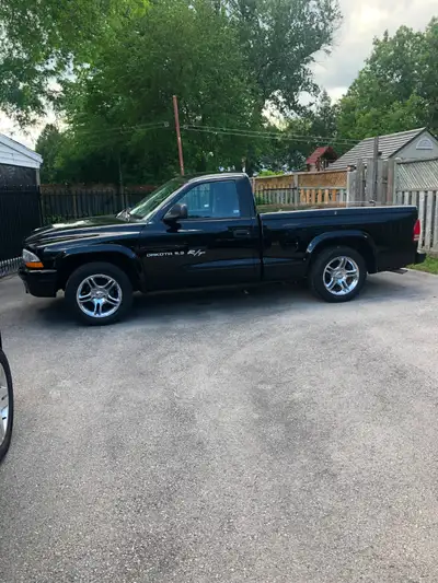 ATTEN COLLECTORS, 2002 DAKOTA RT BOUGHT NEW & STORED IN HEATED GARAGE SINCE, FIBERGLASS TONNEAU, STA...