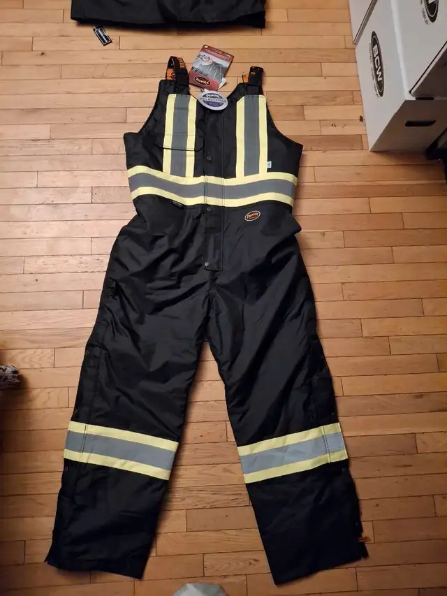 PIONEER Insulated Bib Overalls size medium 628637293269771222