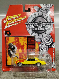1:64 Diecast Johnny Lightning Guns N Roses 1977 Oldsmobile Delta