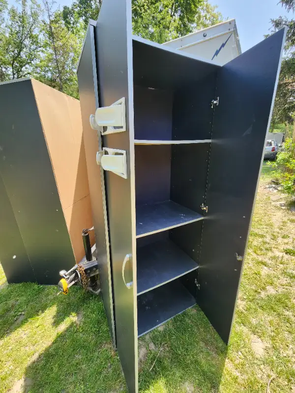 Wood Storage Cabinets 2 Available For Kitchen Basements Garage in Room Rentals & Roommates in Windsor Region - Image 5