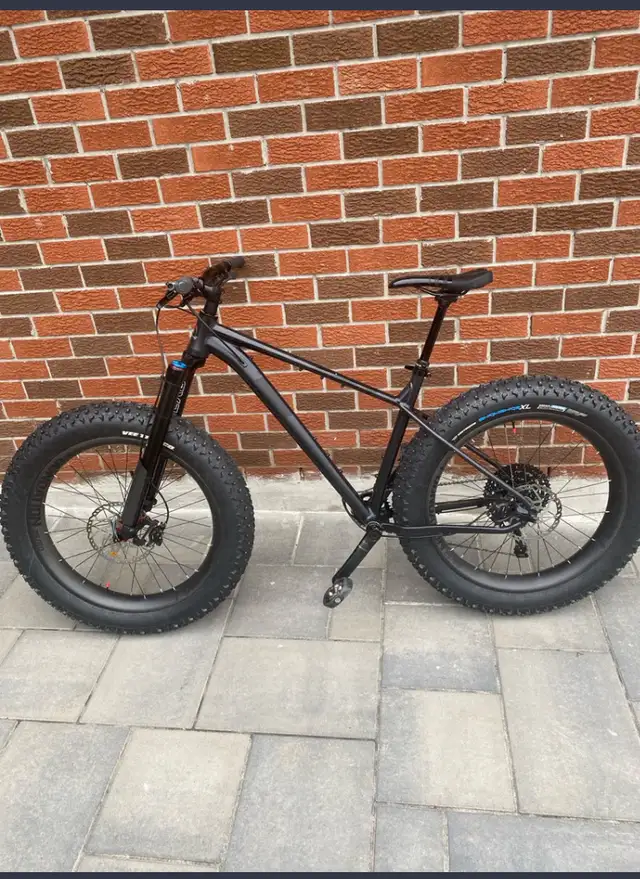 2020 Rocky Mountain fatbike in Mountain in Oakville / Halton Region - Image 2