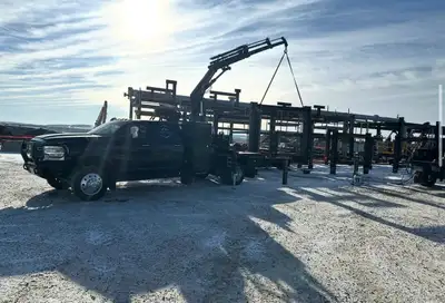 Selling my 2022 ram 5500 Laramie picker truck 2023 hiab x-clx 078 with 4 hydraulic extensions 106,38...