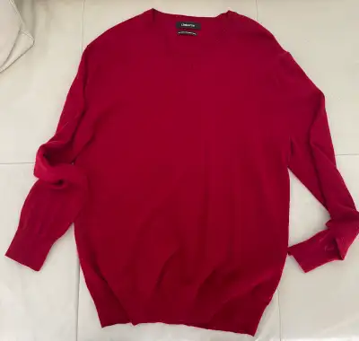 Men's 100% merino wool sweater size medium, View more