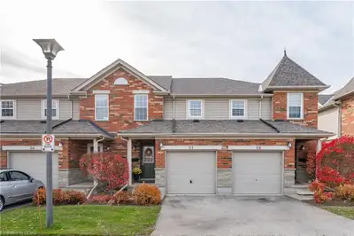 Bright and spacious home in the warm neighborhood of South Guelph by Gordon St and Clairfields Dr ha...