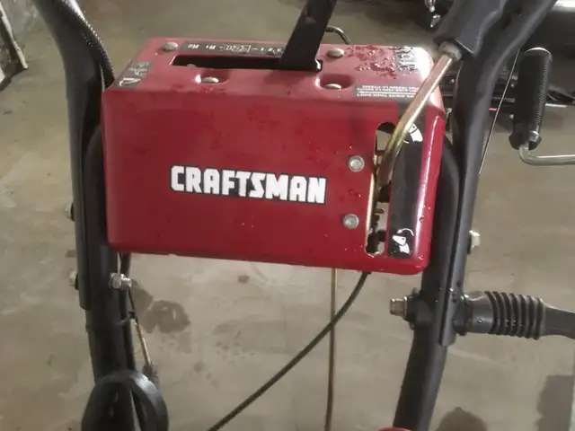 Souffleuse Craftsman in Snowblowers in Laval / North Shore - Image 5