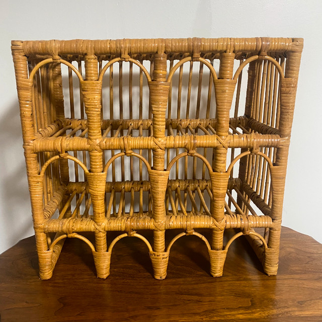 Vintage Boho Bamboo Wine Rack in Home Décor & Accents in City of Toronto - Image 2