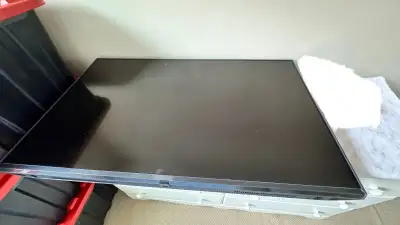 LG 43UP7700 Broken Screen - Good for Parts, View more