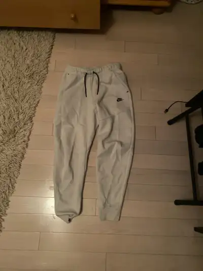 Nike tech Cream pants Have the top of them if your interested wore them once