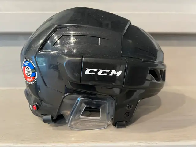 CCM junior hockey helmet in Hockey in City of Toronto - Image 6
