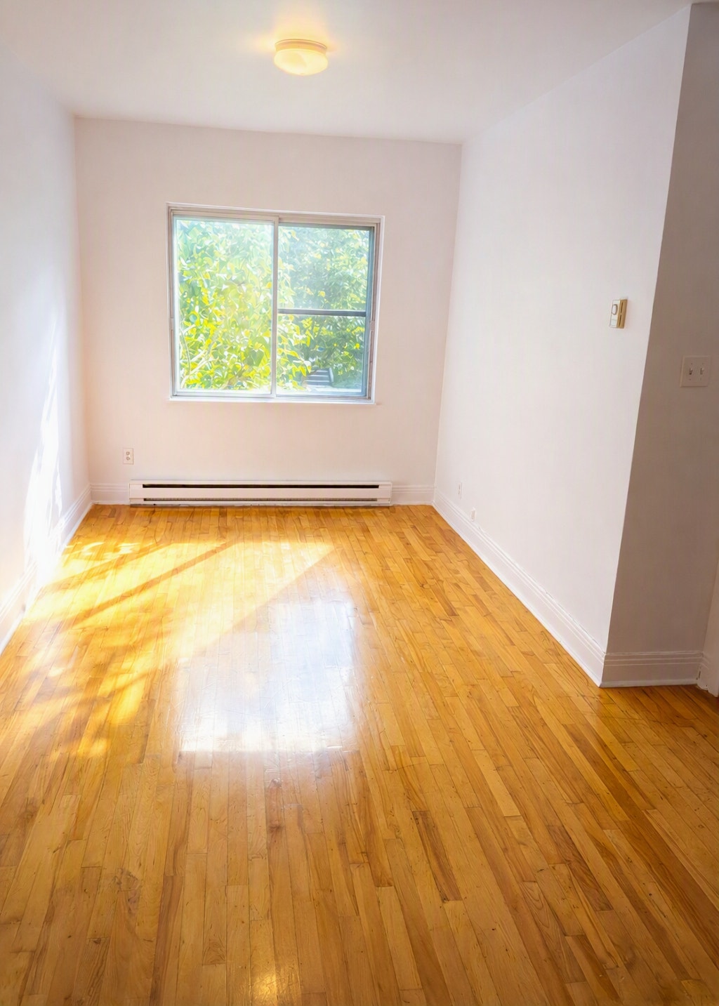 5 1/2 APARTMENT FOR RENT in NDG, Montreal — photo 1