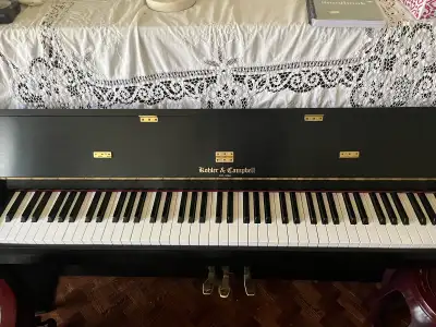 Piano (Upright), View more