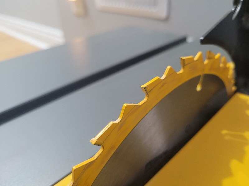 DeWalt Heavy Duty 10" Compact Job Site Table Saw Power Tools Ottawa