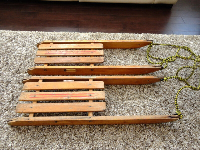 Pair of Unique Vintage Solid Wood Sleigh Sleds w/ Steel Runners in Arts & Collectibles in Kitchener / Waterloo - Image 4