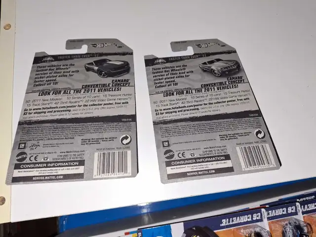 Camaro Convertible Concept Hot Wheels FTE 2011 lot of 2 in Toys & Games in Guelph - Image 9