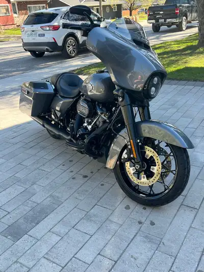 2021 Harley-Davidson Street Glide Special – Loaded & Turn-Key Up for sale is my 2021 Street Glide Sp...